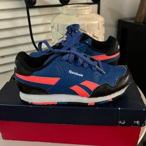 Boys Size 13 Reebok Sneakers Blue, Orange In Good Condition